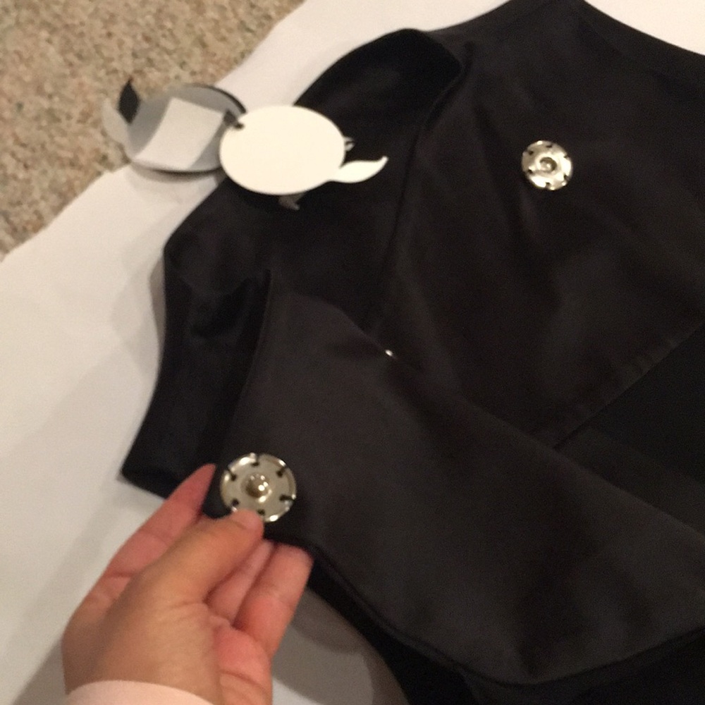 Vest - Picture 8 of 8